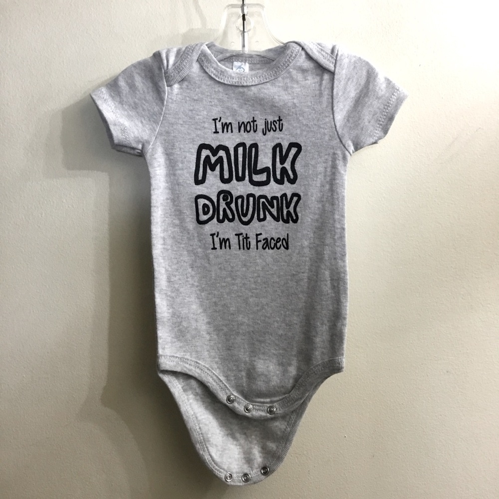 ❤️🤣NWOT Baby Onesie with cute saying!🤣❤️